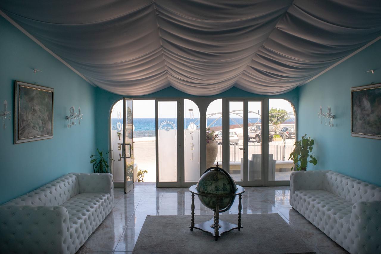 Hotel Porto Azzurro ジャルディーニ・ナクソス エクステリア 写真